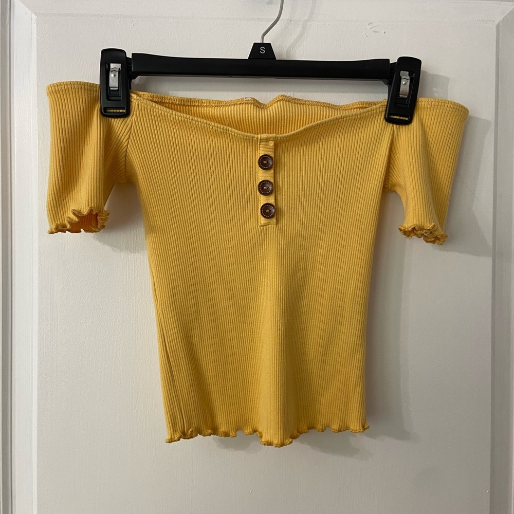 Women’s Off The Shoulder Crop Top // Size S